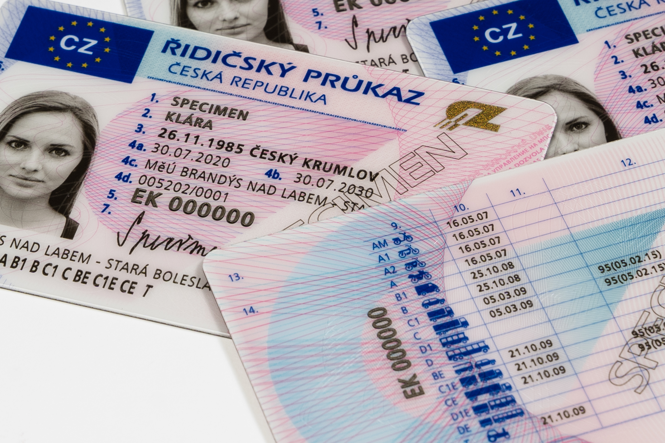 Letos vyprší platnost více než 510 tisícům řidičských průkazů. Týká se to i&nbsp;Vás?